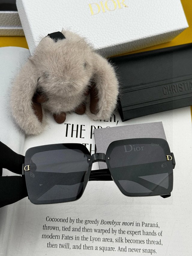 Dior Dior Black Square Unisex Luxury UV Sunglasses - Buy on Kakobuysheetfind