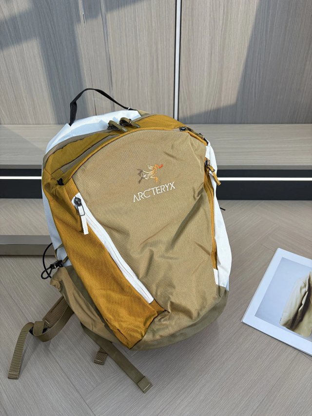 Arc teryx Arc'teryx Urban Exploration Khaki Gold Nylon Backpack - Buy on Kakobuysheetfind