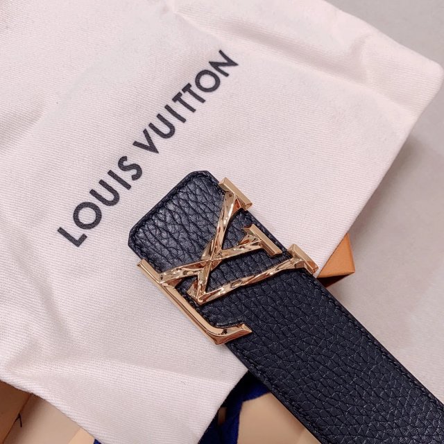 Louis Vuitton Louis Vuitton Black Leather LV Buckle Unisex Belt - Buy on Mulebuy Sheets
