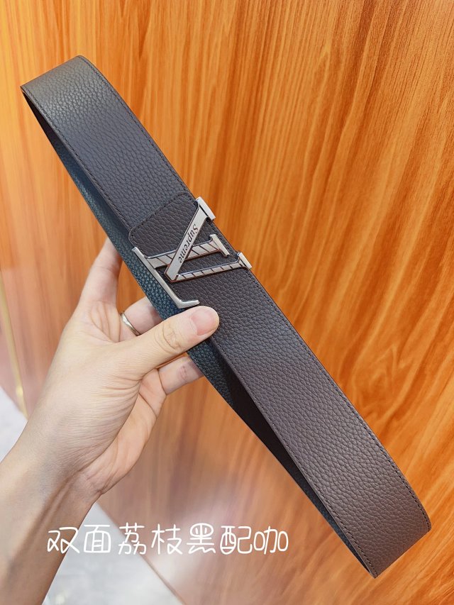 Louis Vuitton Louis Vuitton Reversible Leather Belt Brown Black LV Buckle - Buy on Mulebuy Sheets