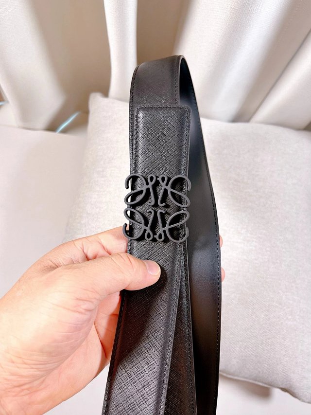 Loewe Classic Black Leather Belt for Men Women