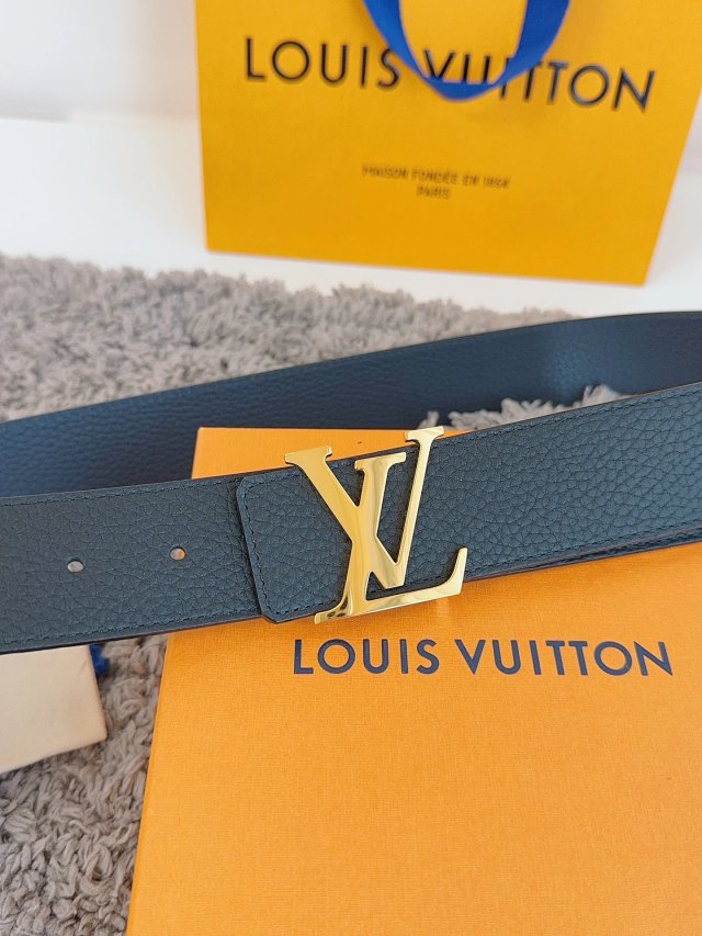 Louis Vuitton Louis Vuitton LV Initiales Black Leather Men Belt - Buy on Mulebuy Sheets