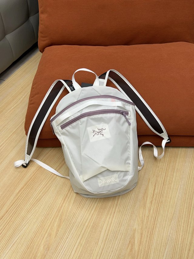 Arc teryx Arc'teryx White Waterproof Nylon Backpack Outdoor Travel Bag - Buy on Kakobuysheetfind