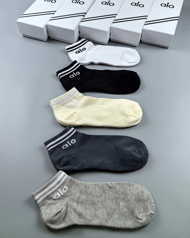 Alo Alo Classic White Cotton Sports Socks for Men Women - Buy on Kakobuysheetfind