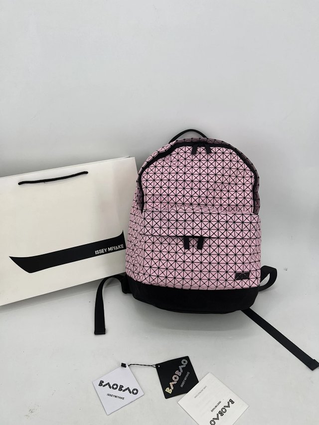  Issey Miyake Issey Miyake BaoBao Pink Geometric 3D Fashion Backpack - Buy on Kakobuysheetfind