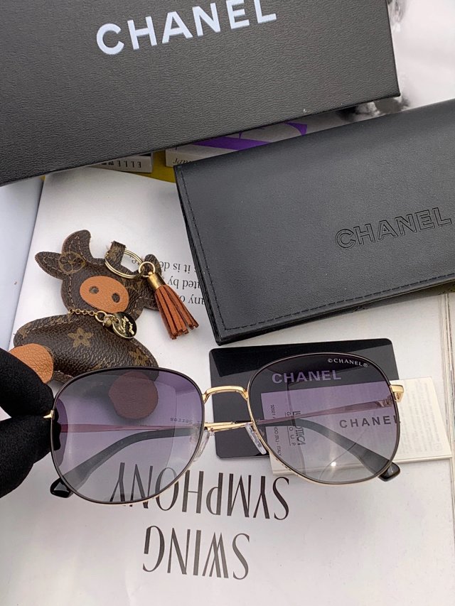 Celine Chanel Gold Frame Gradient Gray Oval Unisex Sunglasses - Buy on Kakobuysheetfind