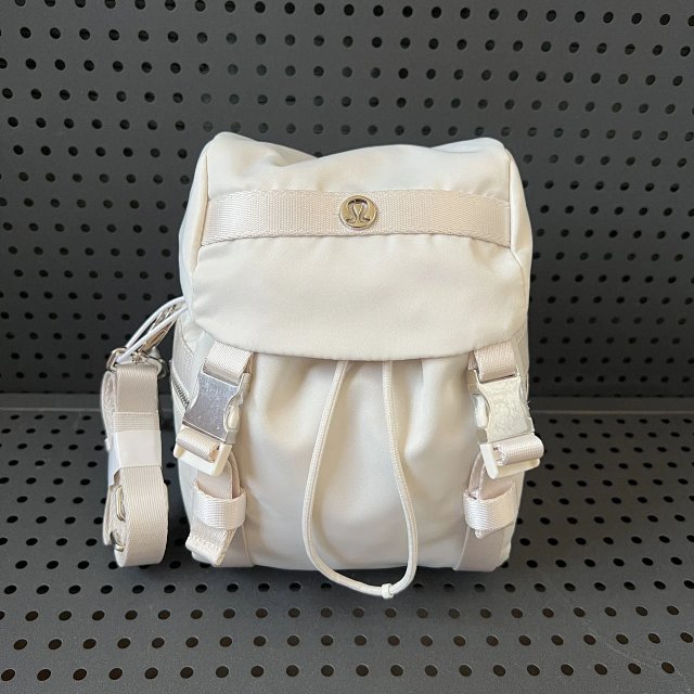 lululemon Lululemon Off White Waterproof Nylon Functional Backpack - Buy on Kakobuysheetfind