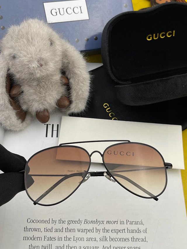 Gucci Gucci Retro Brown Gradient Aviator Sunglasses - Buy on Kakobuysheetfind