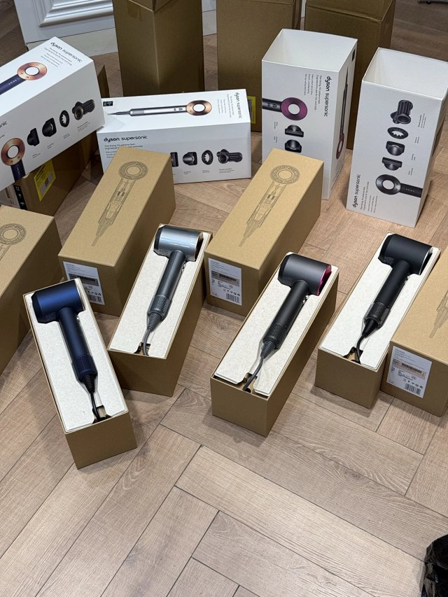 Dyson Dyson Supersonic Deep Blue Hair Dryer FastDry - Buy on Kakobuysheetfind