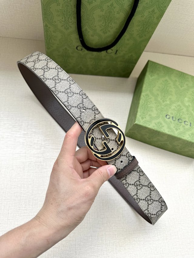 Gucci Gucci GG Supreme Beige Leather Belt Gold Buckle Unisex - Buy on Mulebuy Sheets