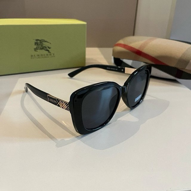 Burberry Burberry Classic Check Black Square Unisex Sunglasses - Buy on Kakobuysheetfind