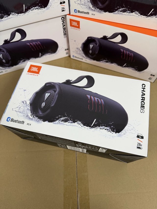JBL JBL Charge 6 Black Waterproof Bluetooth Speaker - Buy on Mulebuy Sheets