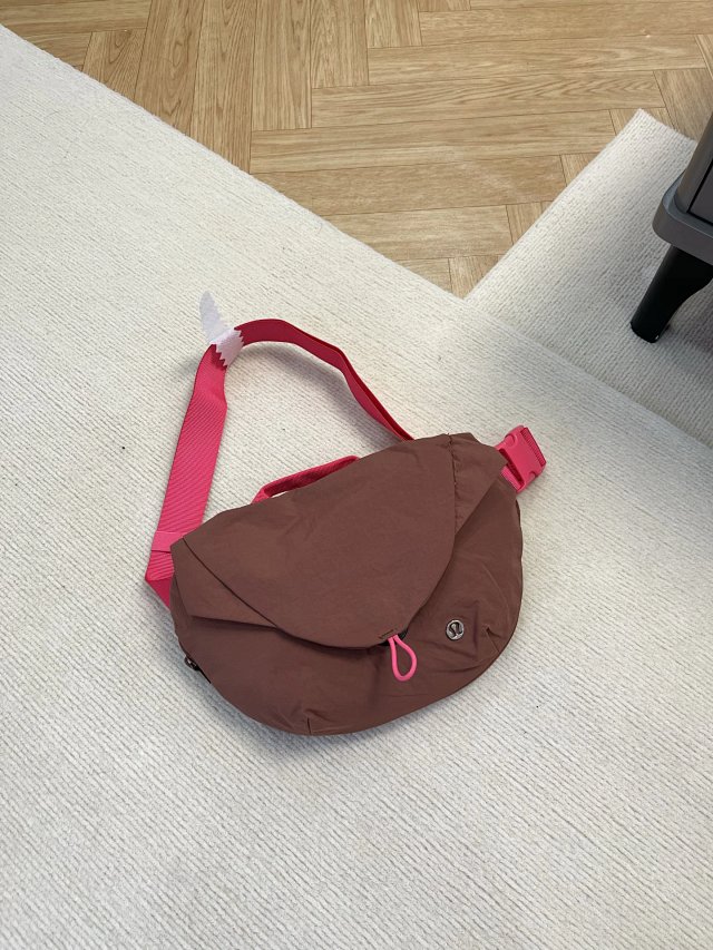 lululemon Lululemon Brown Pink Nylon Crossbody Bag for Travel - Buy on Kakobuysheetfind