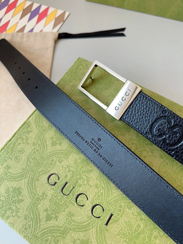 Gucci Classic Black Leather Belt Unisex Fashion Accessory
