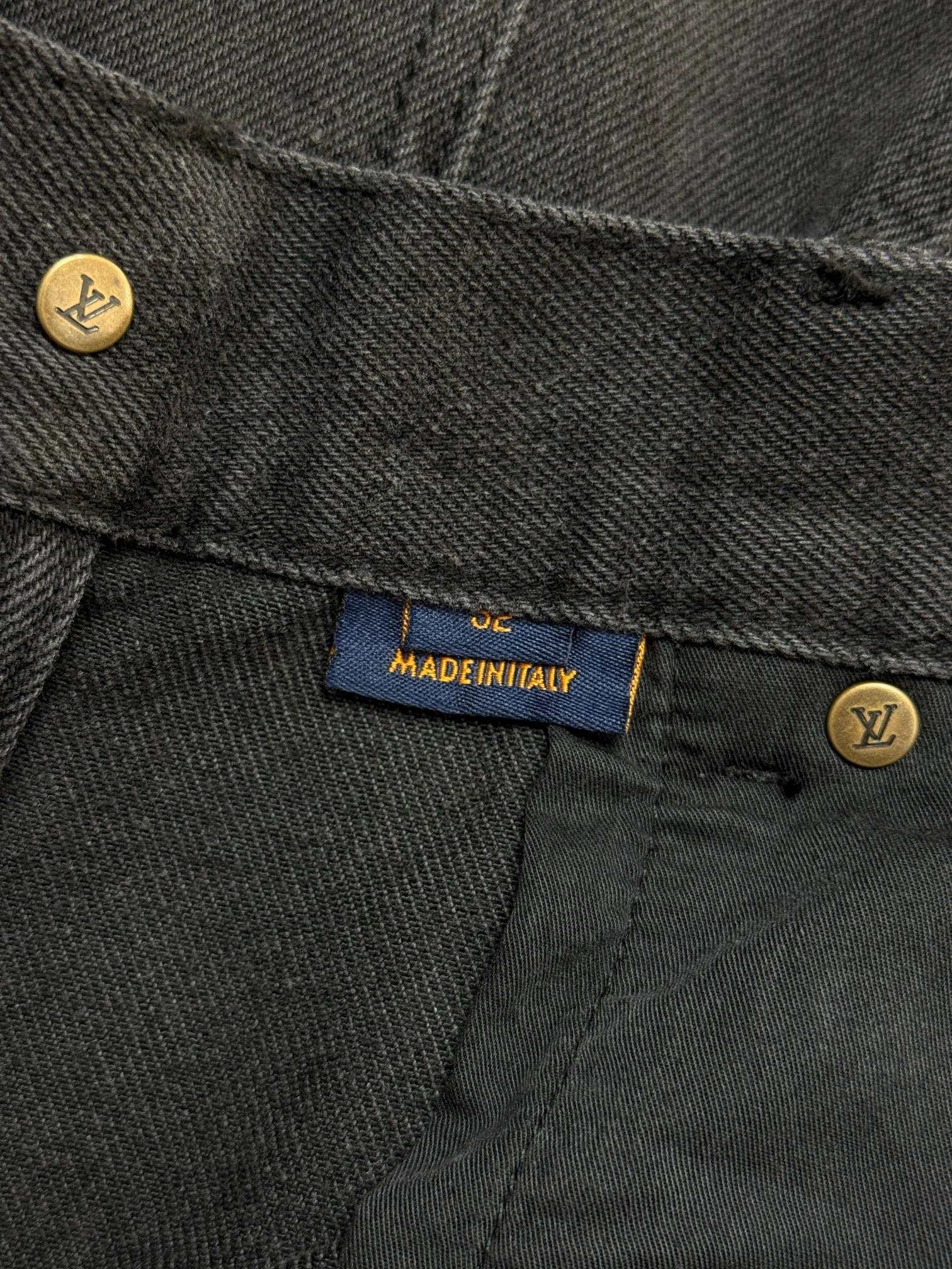 Loose Fit Jeans photo 5