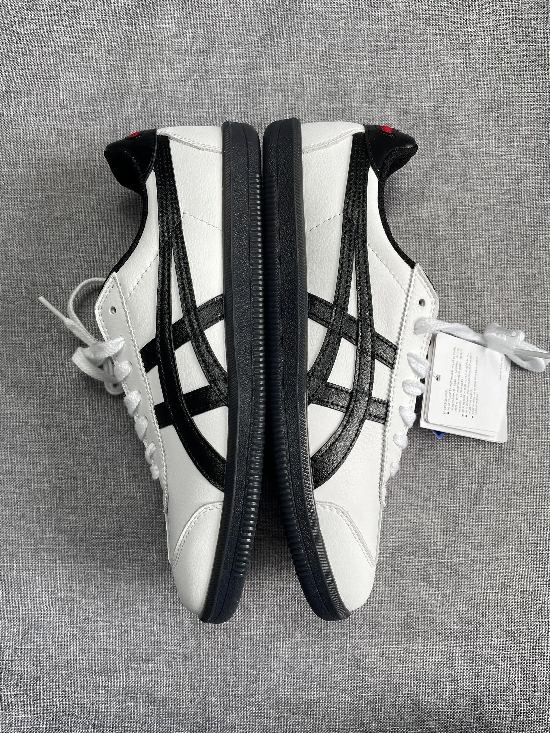Milk white, black red