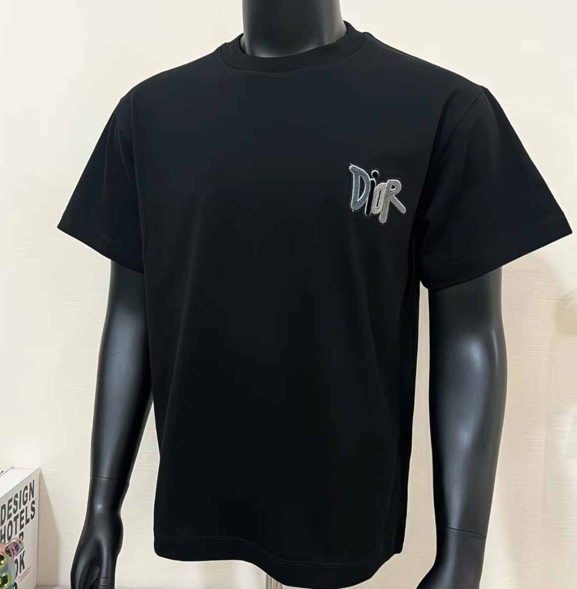 Dior T-shirt