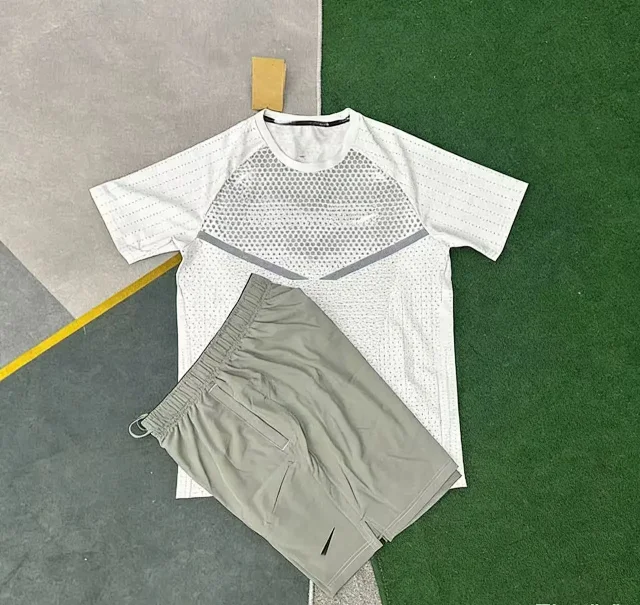 Nike Matching Sets Short-Sleeve Performance T-Shirt and Shorts Set product detail image 13