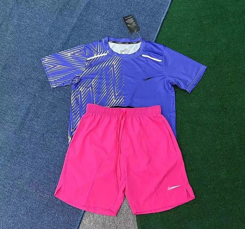 Nike Matching Sets Short-Sleeve Running T-Shirt and Shorts Set — Light blue short sleeve D218 pink