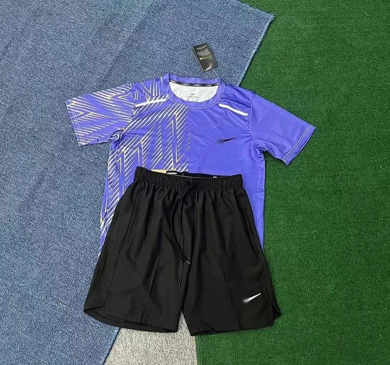 Nike Matching Sets Short-Sleeve Running T-Shirt and Shorts Set — Light blue short sleeve D218 black