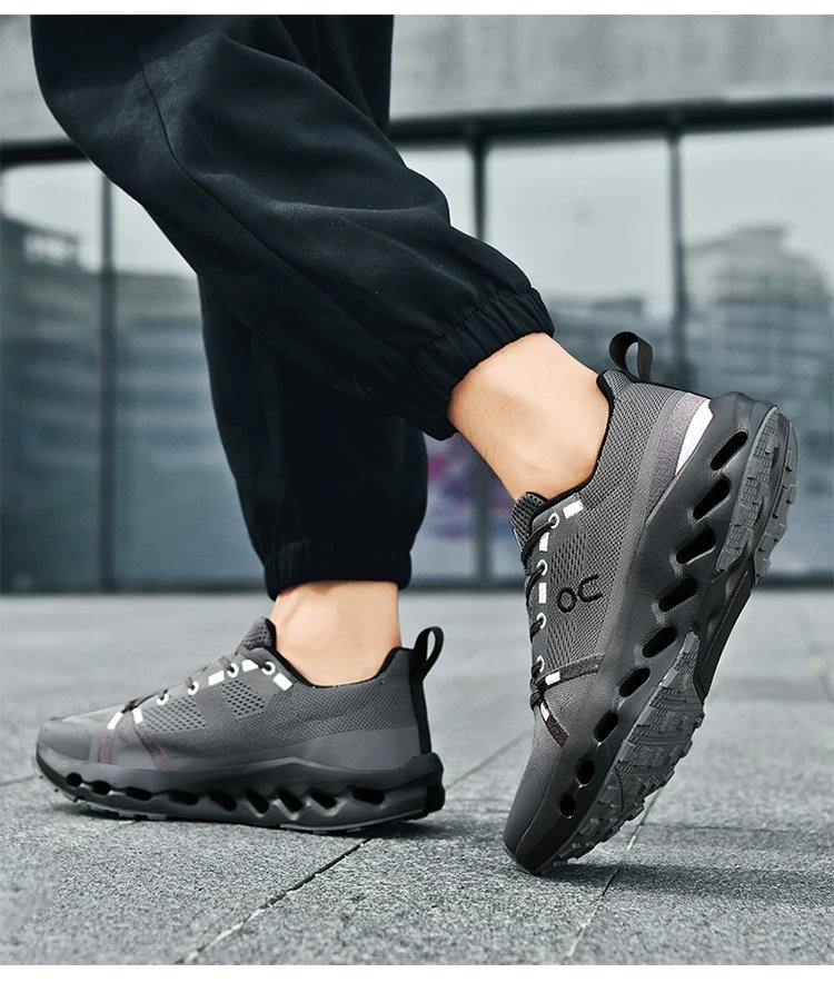 On Cloudmonster White / Black Running Shoes - 28
