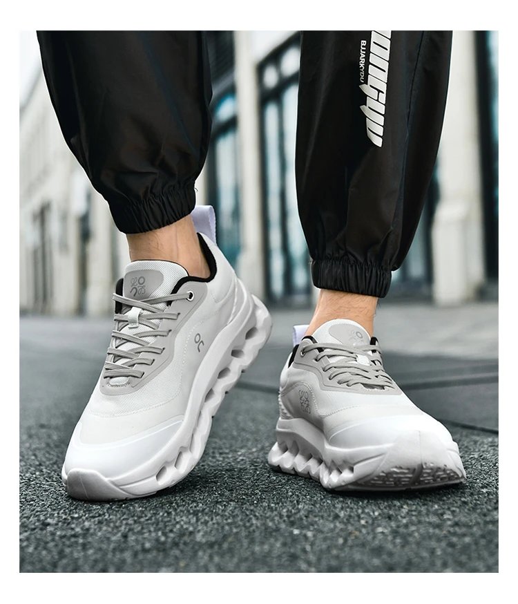 On Running Cloudmonster Black Sneakers Running Shoes - 26