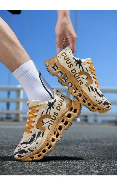 Design CIUS DUUS All-Black Splatter Print Chunky Sneakers - 13