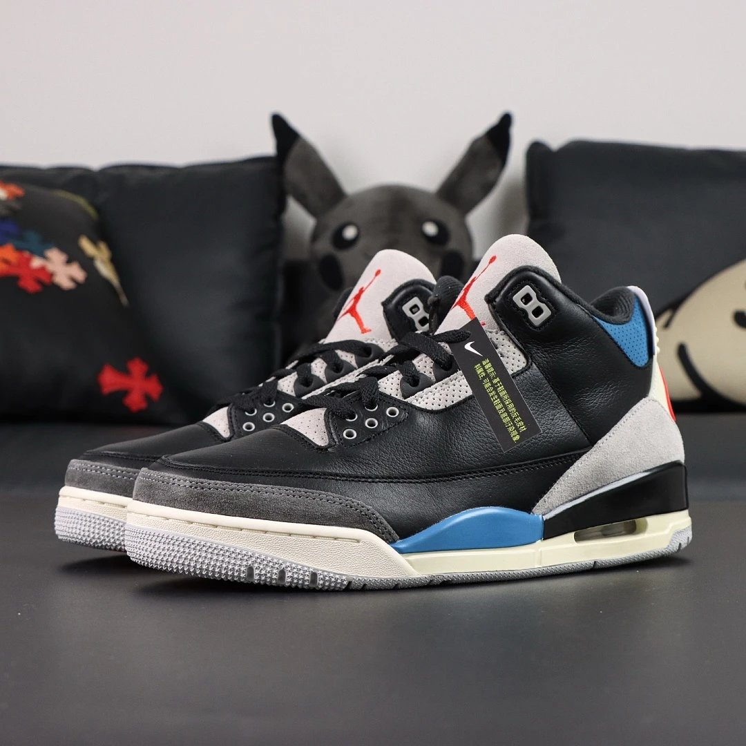 IB8967-004 Black Grey Red Rare Air
