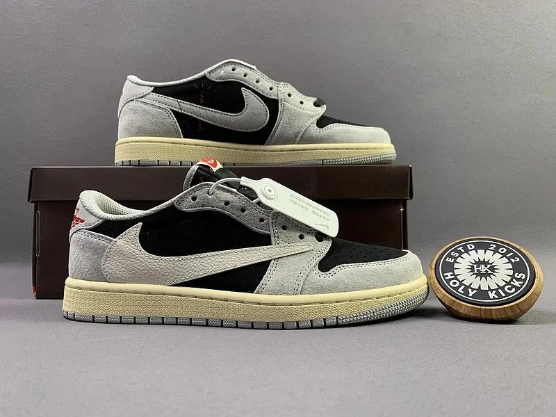 Jordan 1 Retro Low OG SP Travis Scott Wolf Grey