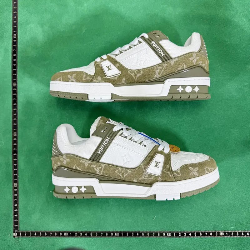 Louis Vuitton Sneakers Logo image 7