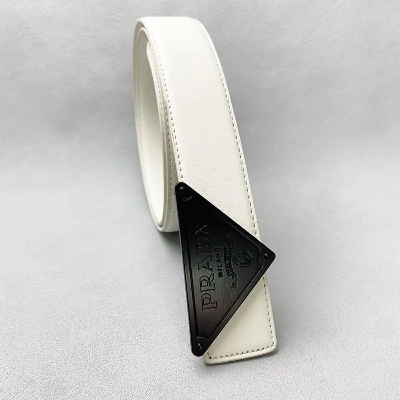 Gucci Belts Iridescent GG buckle belt — p Belt-8