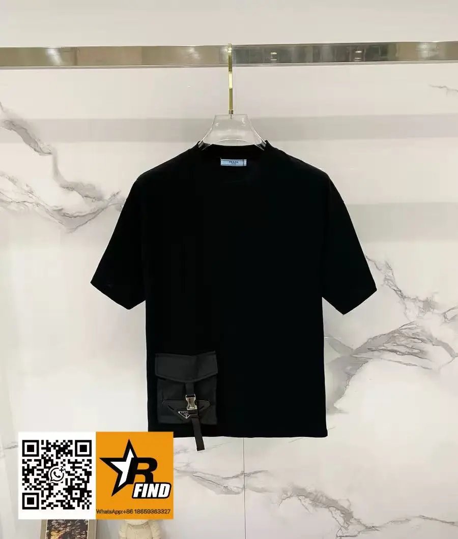 Prada T-shirt Triangle Logo Buckle Pocket Black