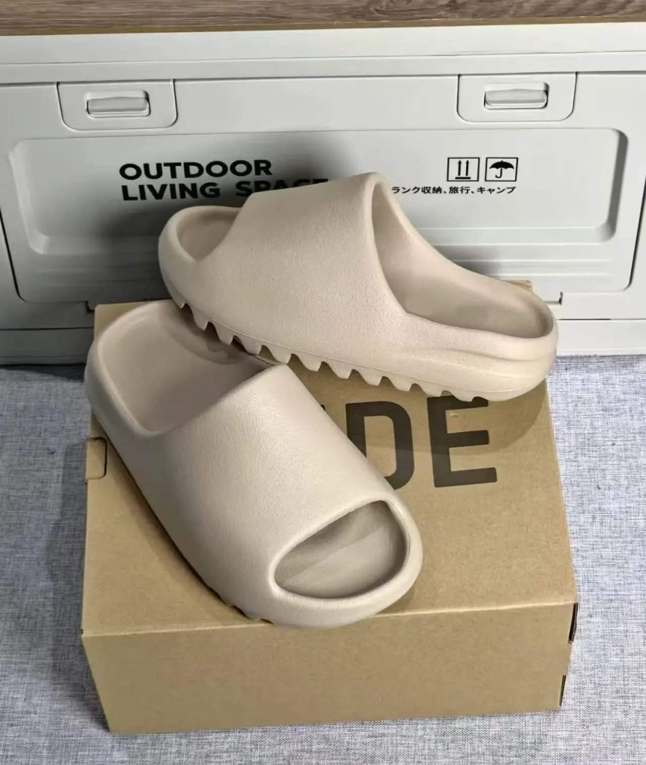 Yeezy Off-White