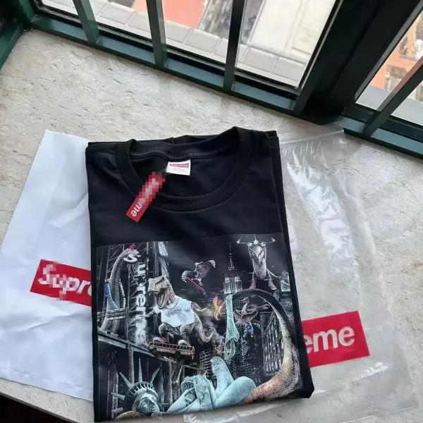 Supreme Dinosaur Cityscape Print Black T-Shirt - 1
