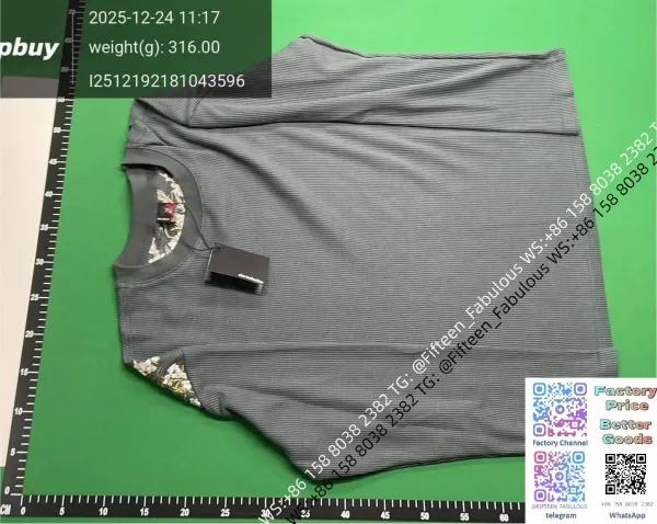 Design Cherry Blossom Print Hooded Jacket White Outerwear - 81