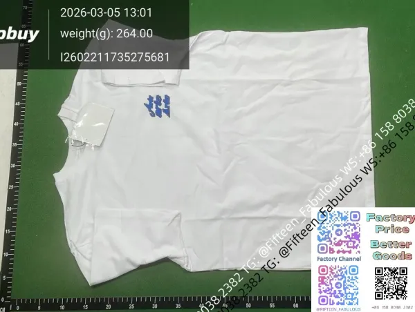 Lotto Lote Rose Graphic Print White T-Shirt T-Shirts - 49