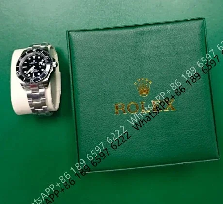 Rolex Daytona and Submariner product detail image 10