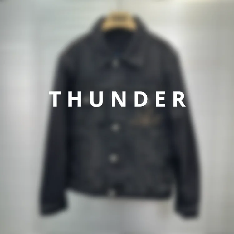 Embroidered denim jacket with front pocket