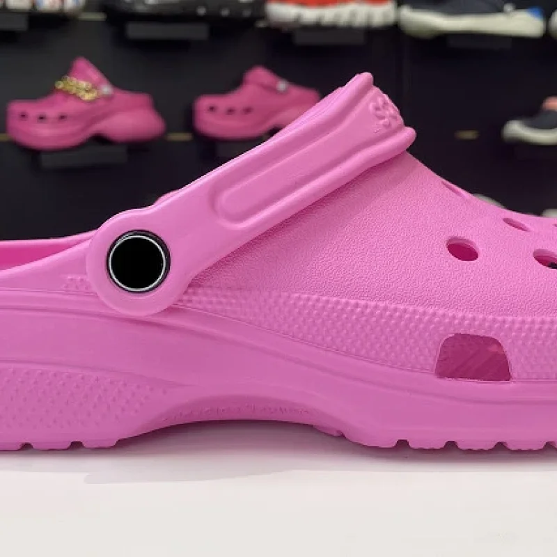 Crocs-9
