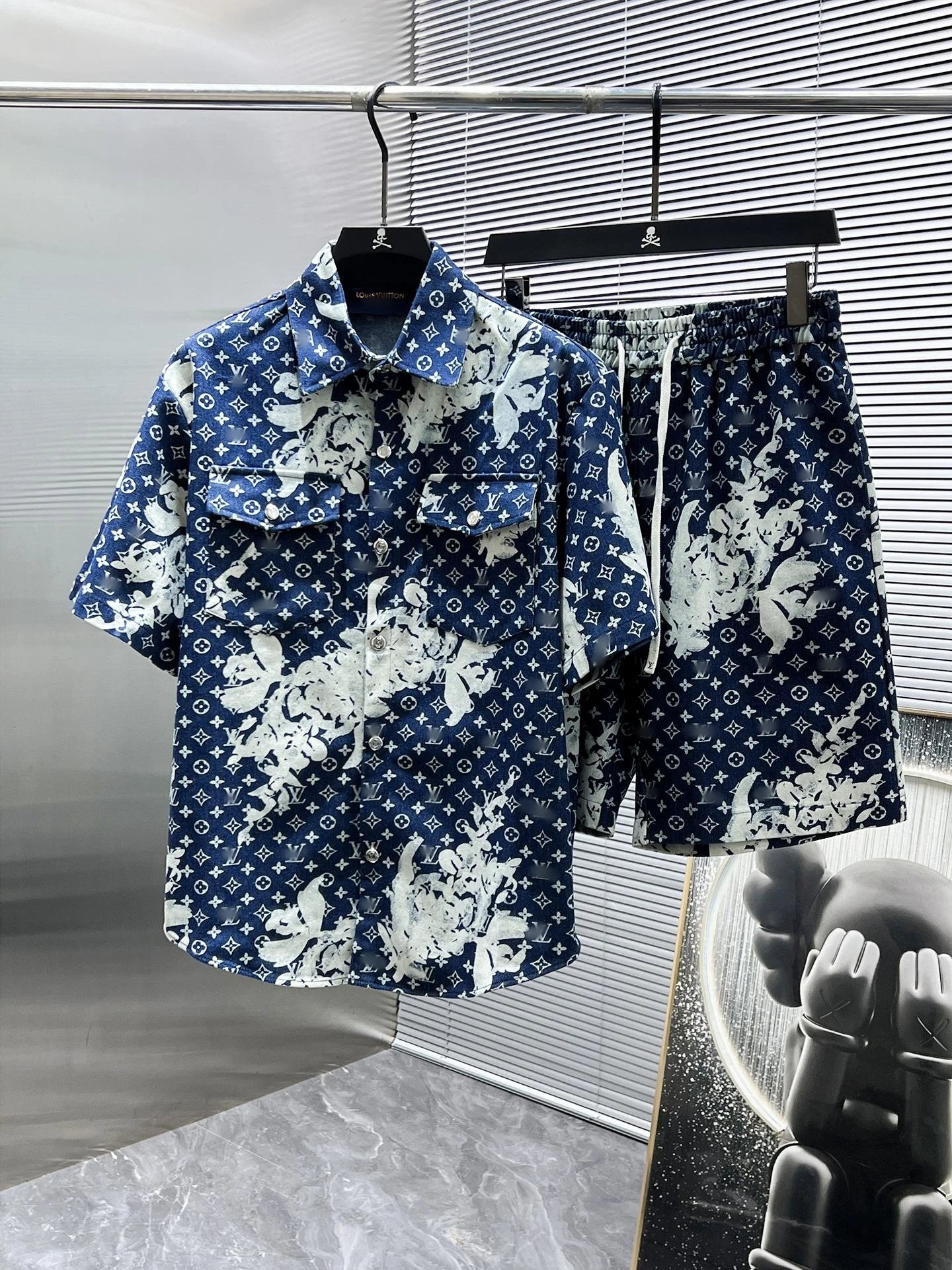 Prada Logo-Embellished White Cotton Shirt and Shorts Set - 3