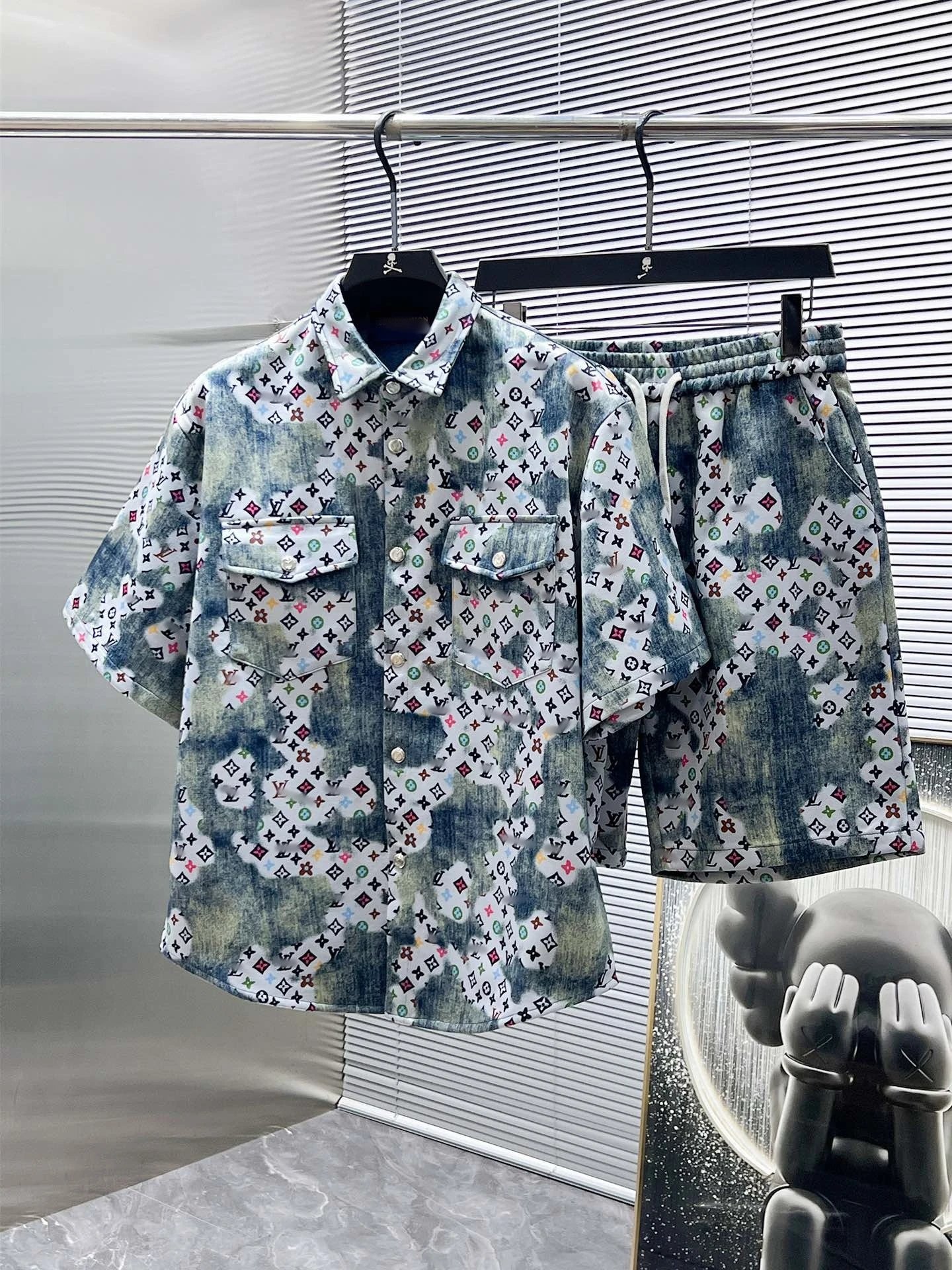 Prada Logo-Embellished White Cotton Shirt and Shorts Set - 7