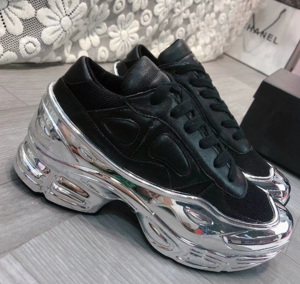 Balenciaga Triple S Red Metallic Silver Sneakers Chunky Sneakers - 3