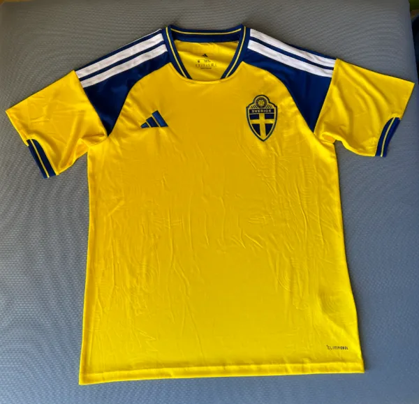 Adidas Sweden National Team Home Jersey Yellow / Blue - 1