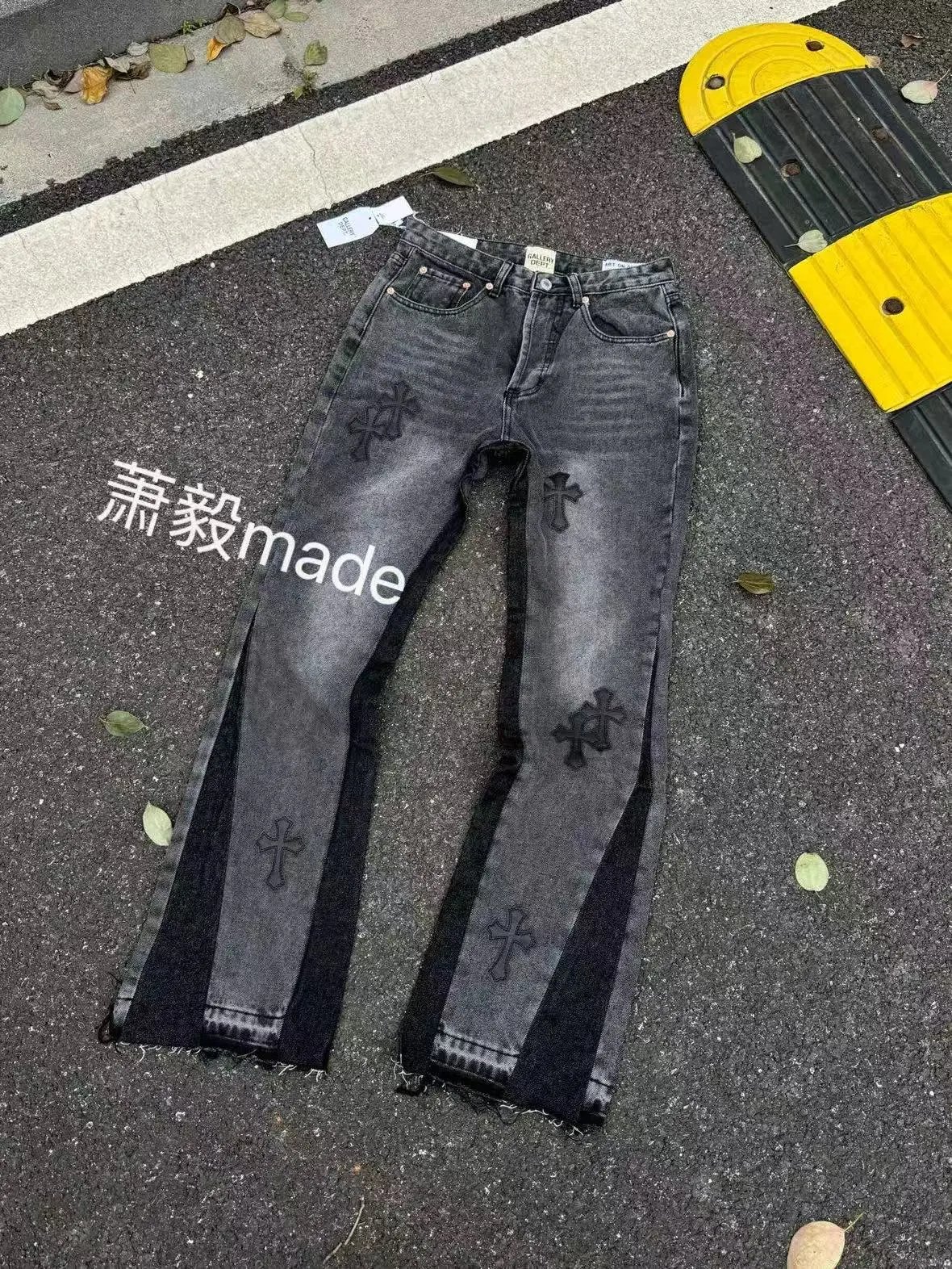 [Same-Day Shipping, No Logistics Delays] Xiao Yi Black & Grey Patchwork Cross Leather Patch Flare Jeans, Complete with 3 Tags, Original Leather Label, Custom Wash