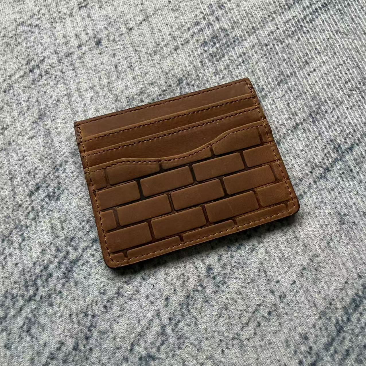 Wall wallet
