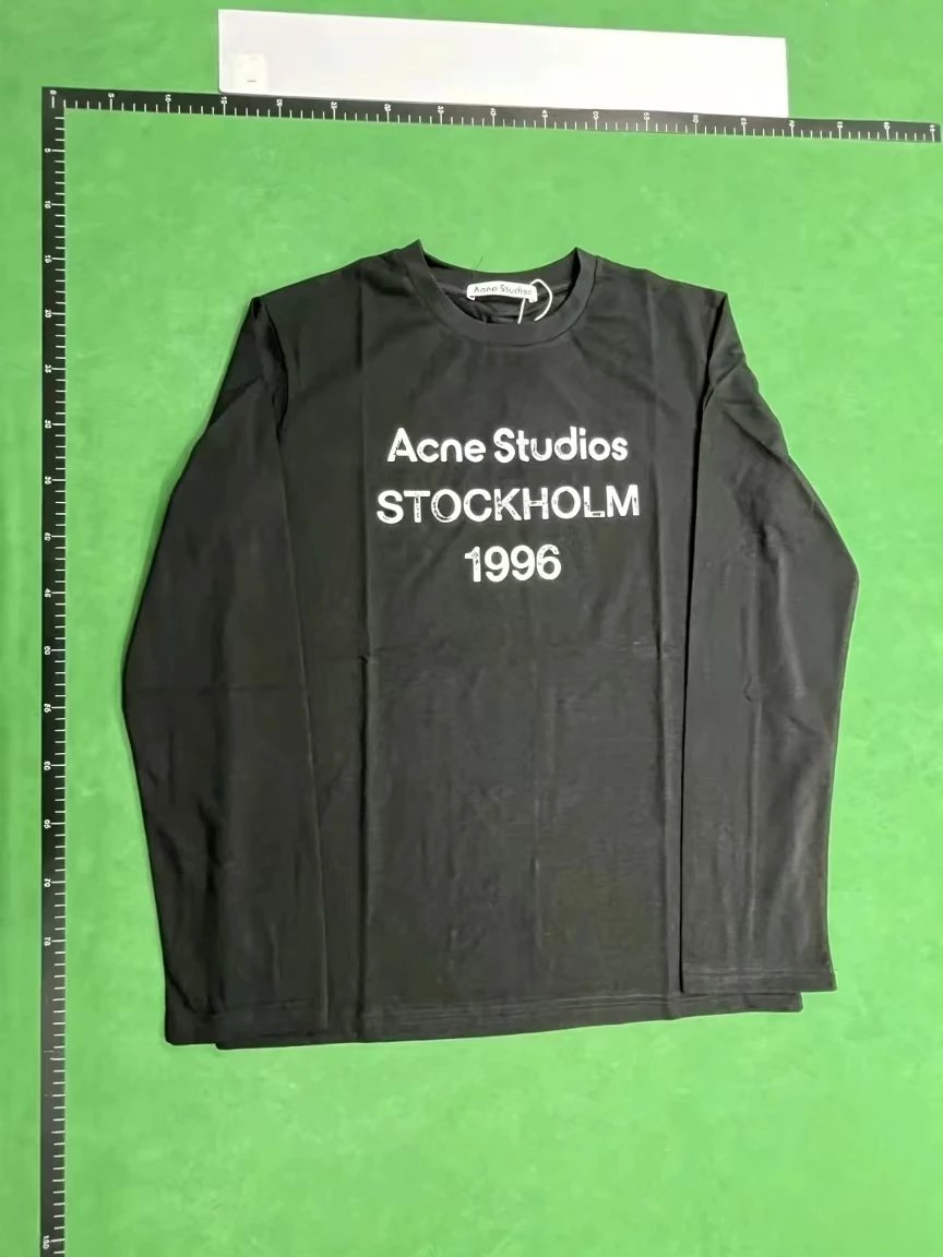 Acne Black