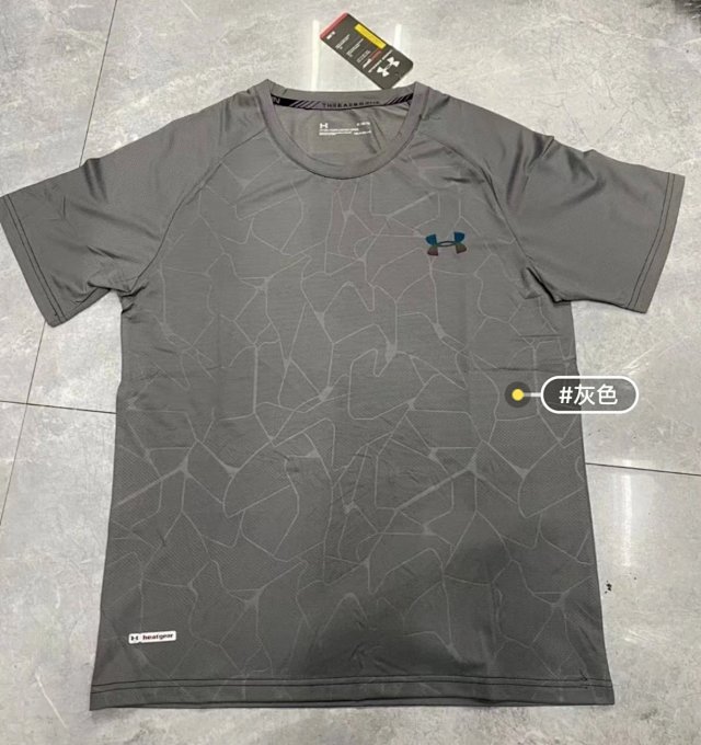 Under Armour T-shirt: seller detail photo 6