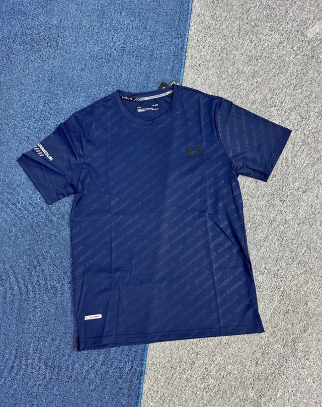 Under Armour T-shirt: seller detail photo 4