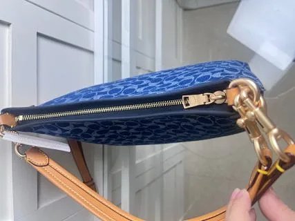Coach Bag: seller detail photo 6