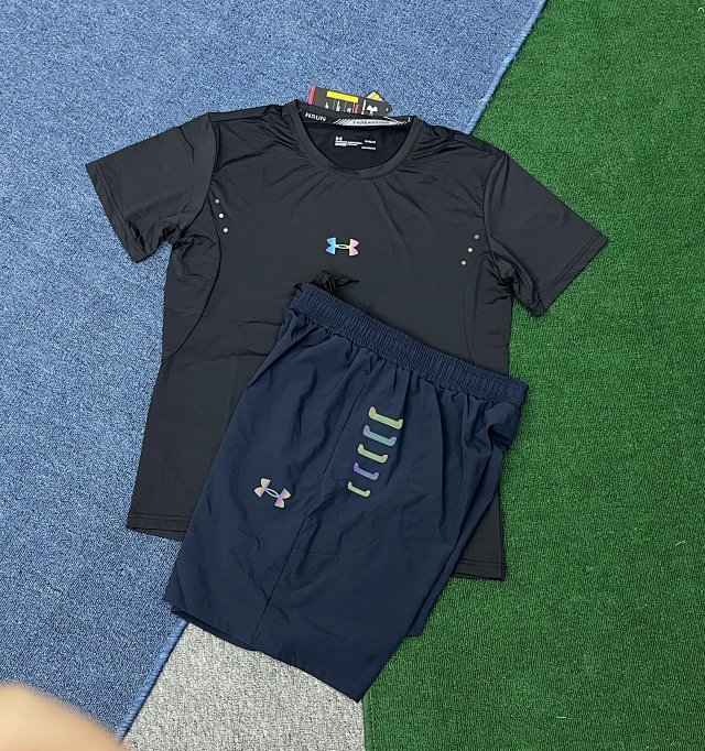 Under Armour T-shirt & Shorts Set: seller detail photo 11